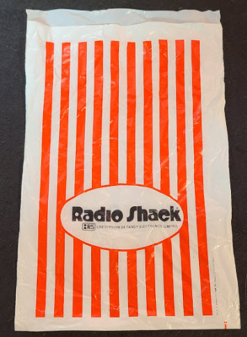 Radio Shack Bag Large 15 X 9.75 Red White Made in Brazil